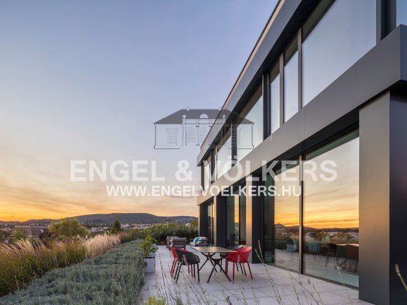 ENGEL & VÖLKERS Hungary – Luxusingatlan közvetítés