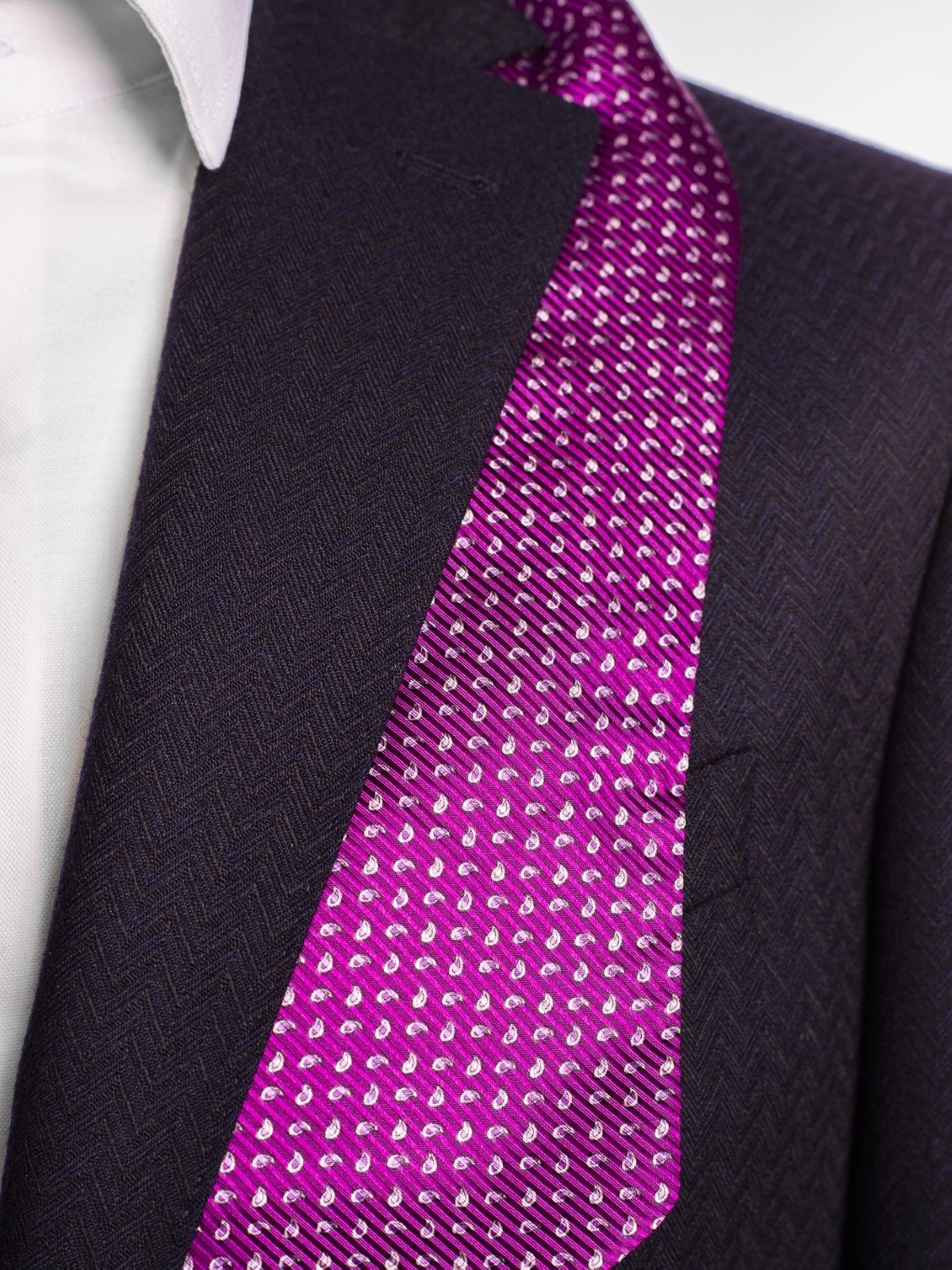 lila paisley mintas nyaksal