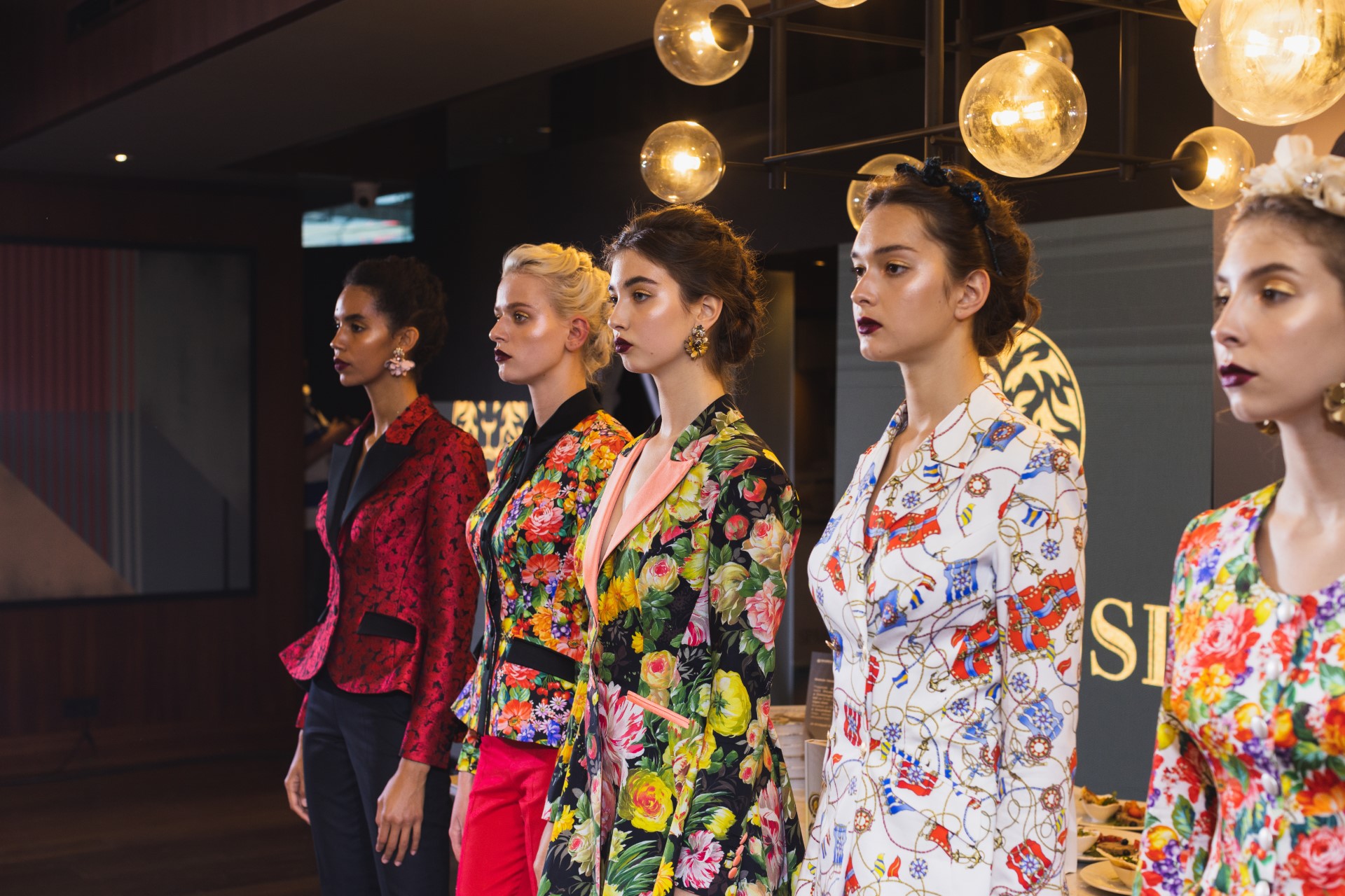 Canissi „Bennünk Élő Istennők” Fashion Show