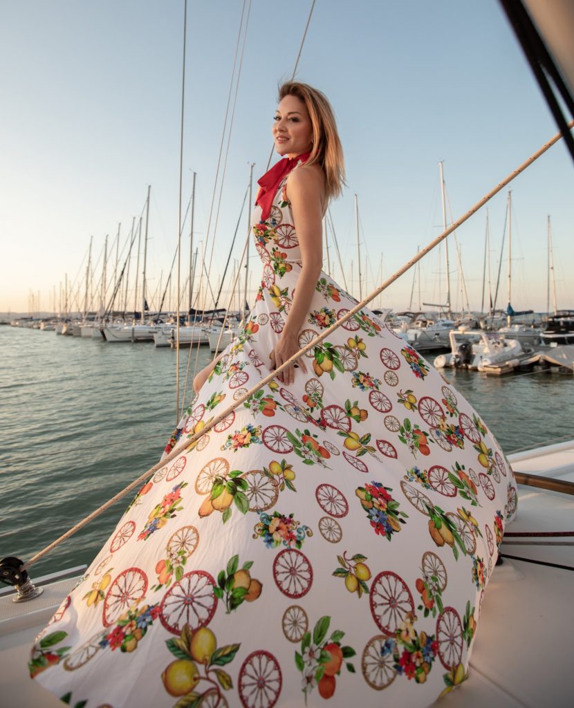 canissi iconic greek goddess dress in lemon