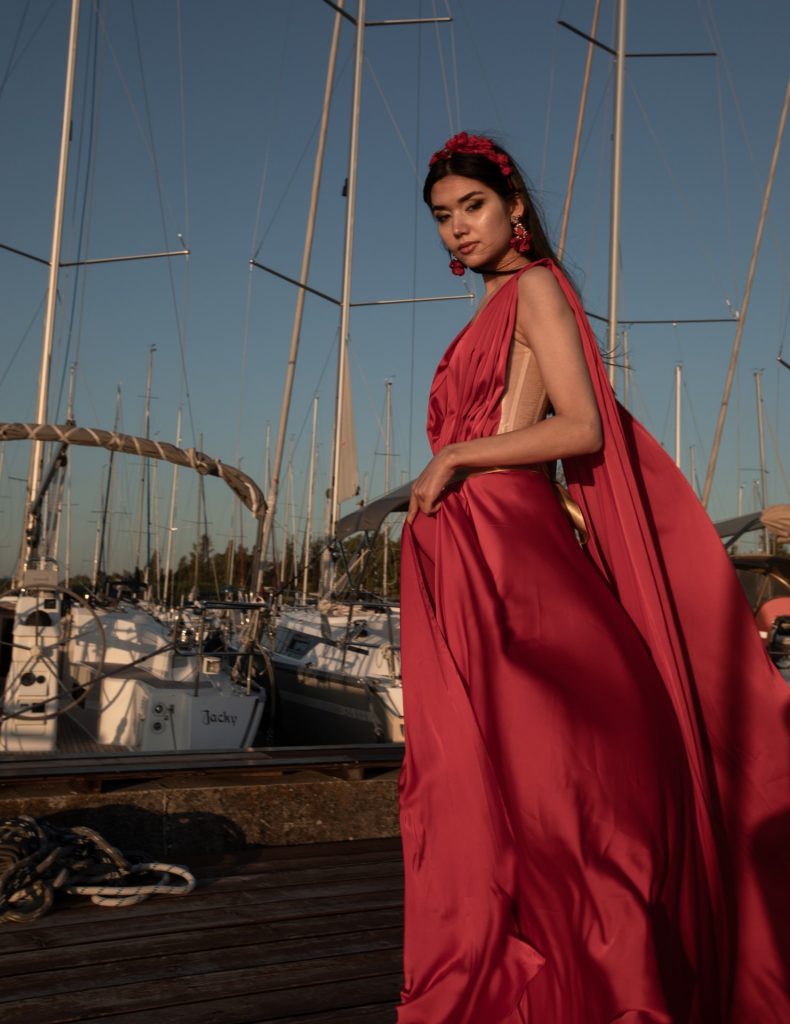 canissi iconic greek goddess dress in red