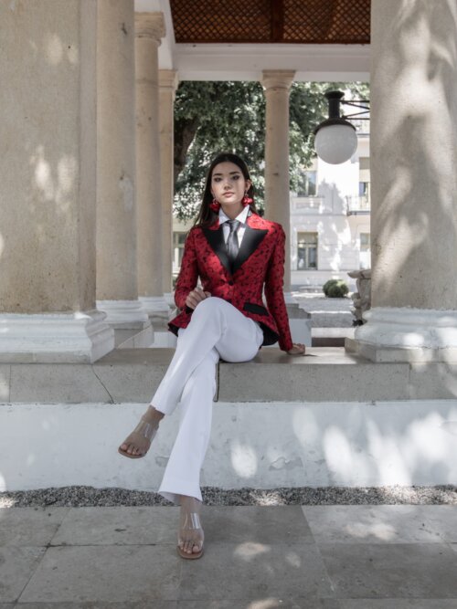 canissi iconic sissi jacket in red brocade with black details 2