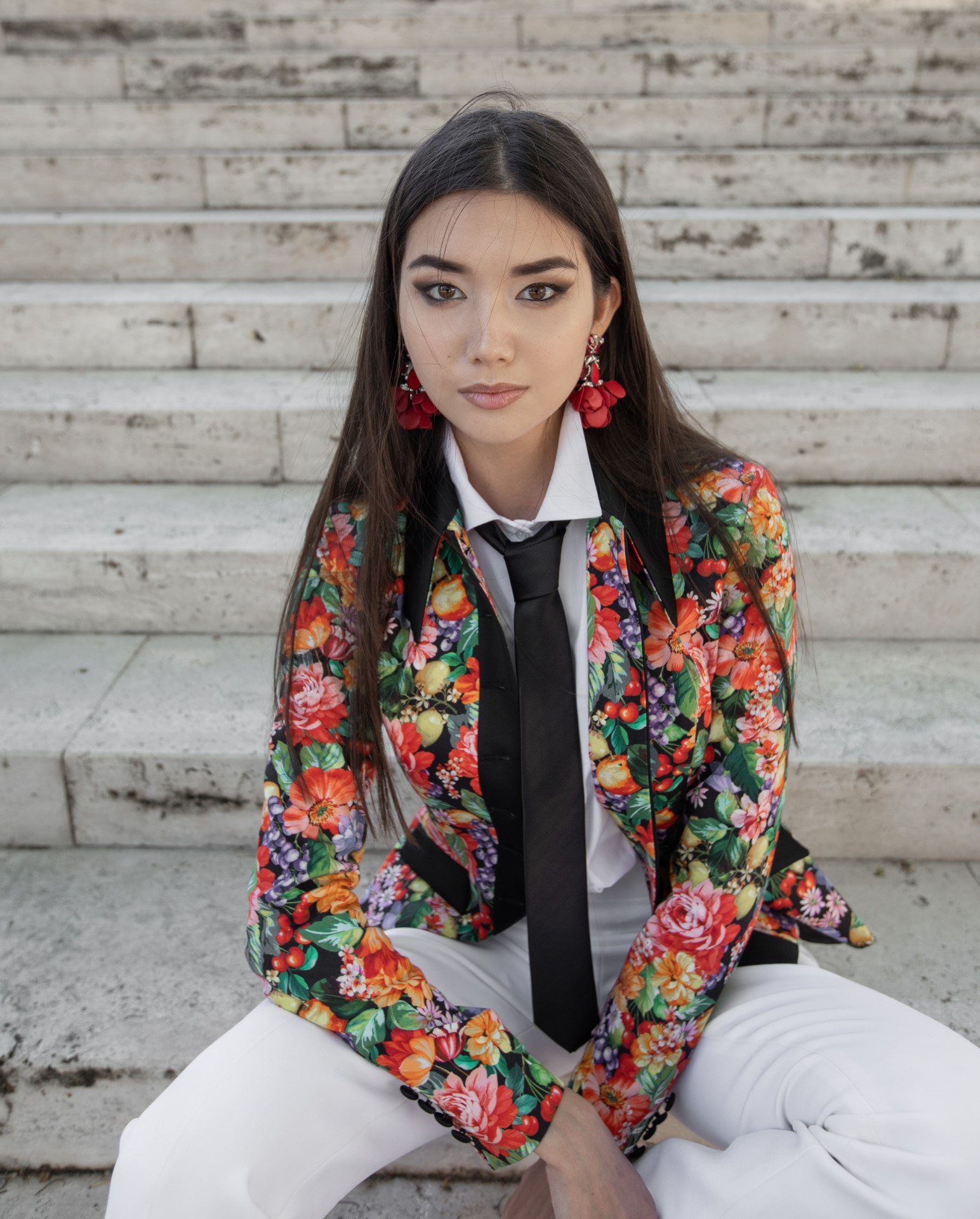canissiiconic closed sissi jacket in floral style