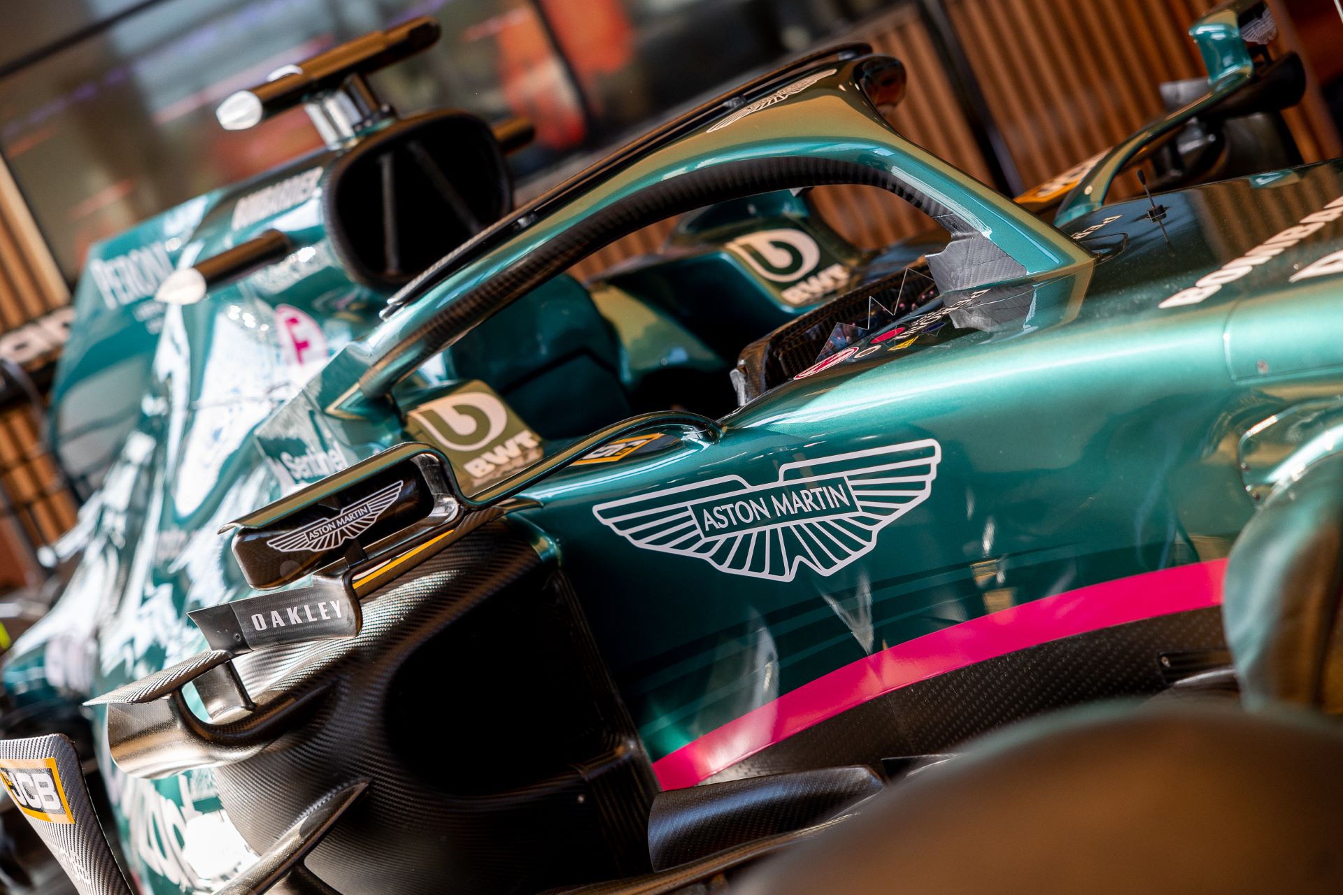 Aston Martin Szalon megnyitó