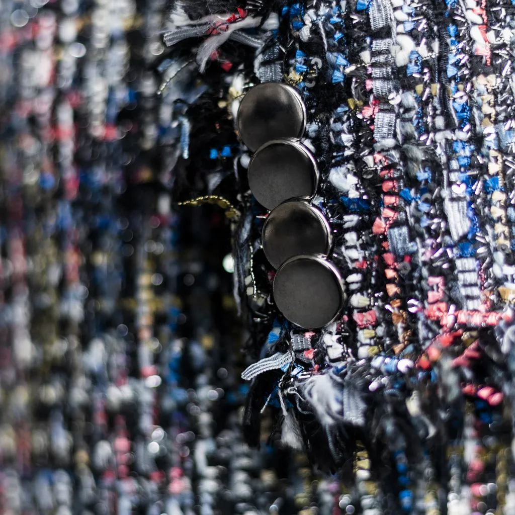 Iconic Loren Tweed blézer